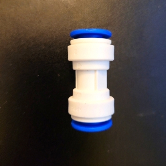 Whirlpool Water Tube  Connector/Union - 5/16 to 5/16 - Picture 1 of 4